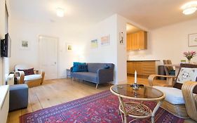 The Cottage. Woodlands, West End.